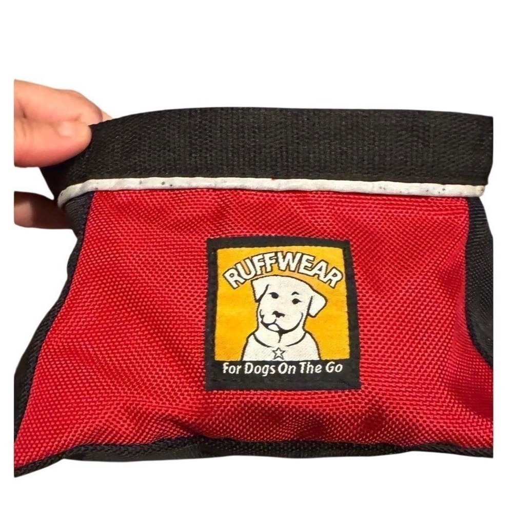 Ruffwear Portable Dog Bowl Red Black Collapsible Waterproof Travel Hiking Bowl